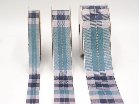 Elegantes Türkis und Blaues Karoband_AI